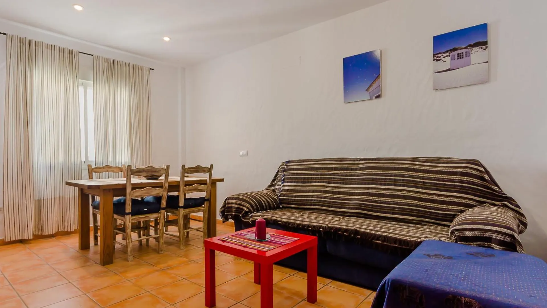 Apartamentos Mas Conil Conil De La Frontera Spain
